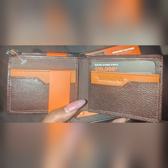 NIB Timberland Brown Bifold Leather Wallet - Picture 2 of 3